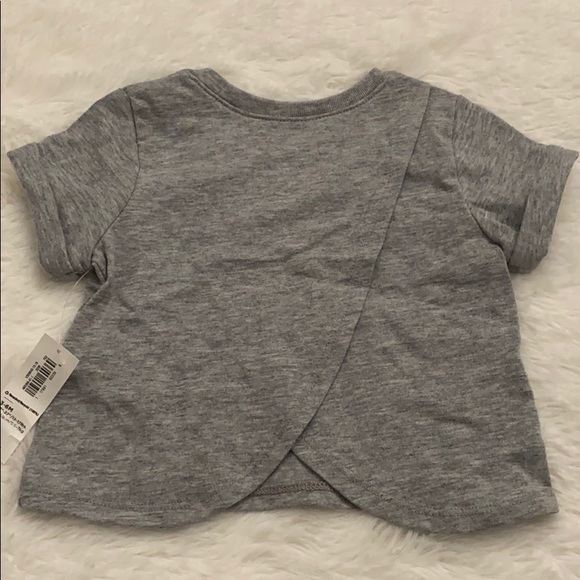 ON Graphic open back Tee - Picture 3 of 3